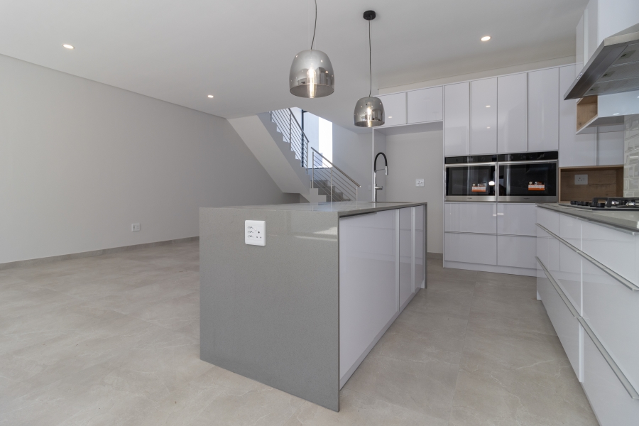 4 Bedroom Property for Sale in Sandown Western Cape